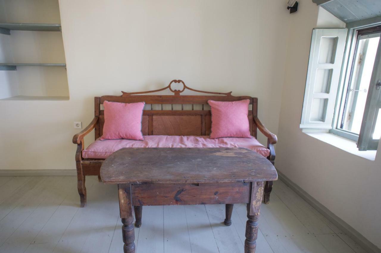 Holiday home Pyrgos Stone House